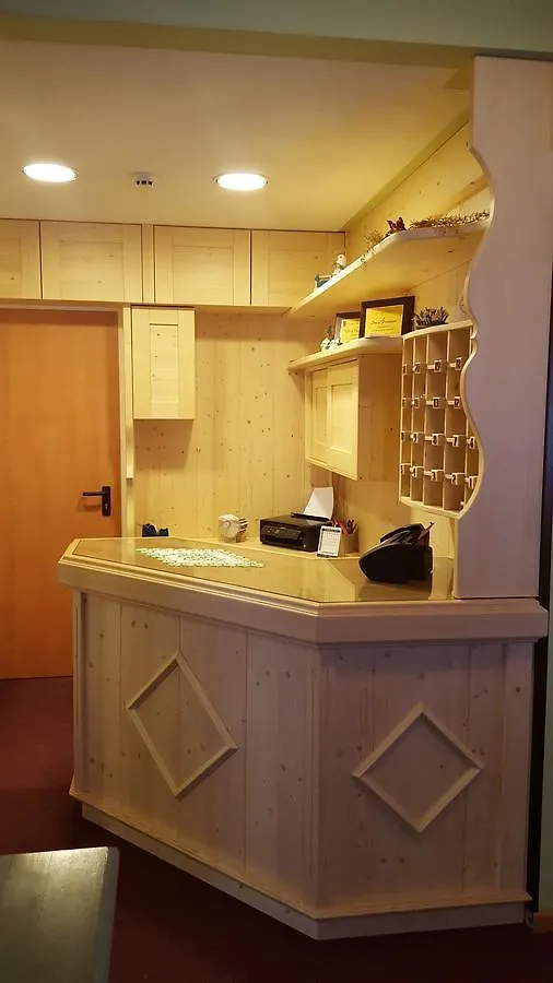 ** 酒店 Albergo Alpino 法尔西德 意大利